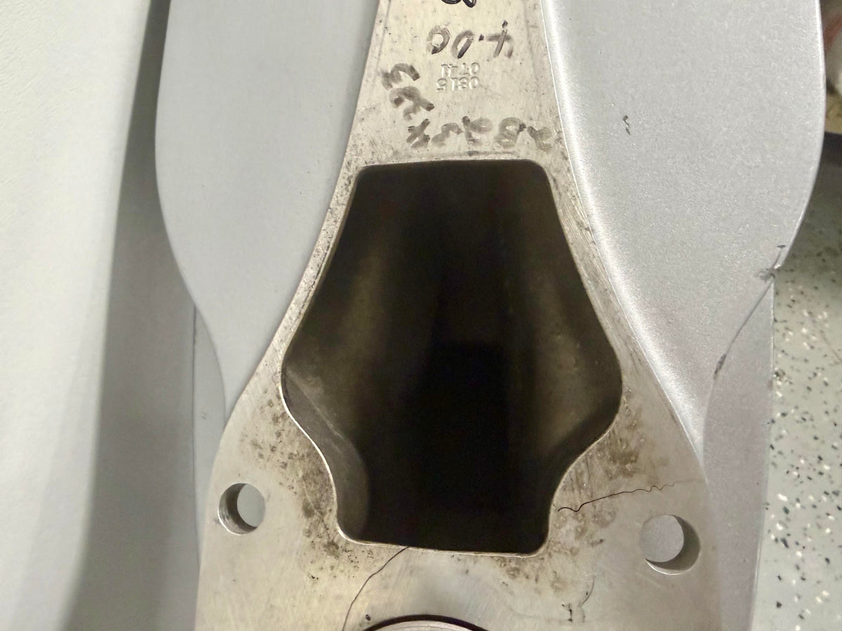 Mercury Verado lower unit XX Long RH 1.75 sportsmaster for L6 8m0102785
